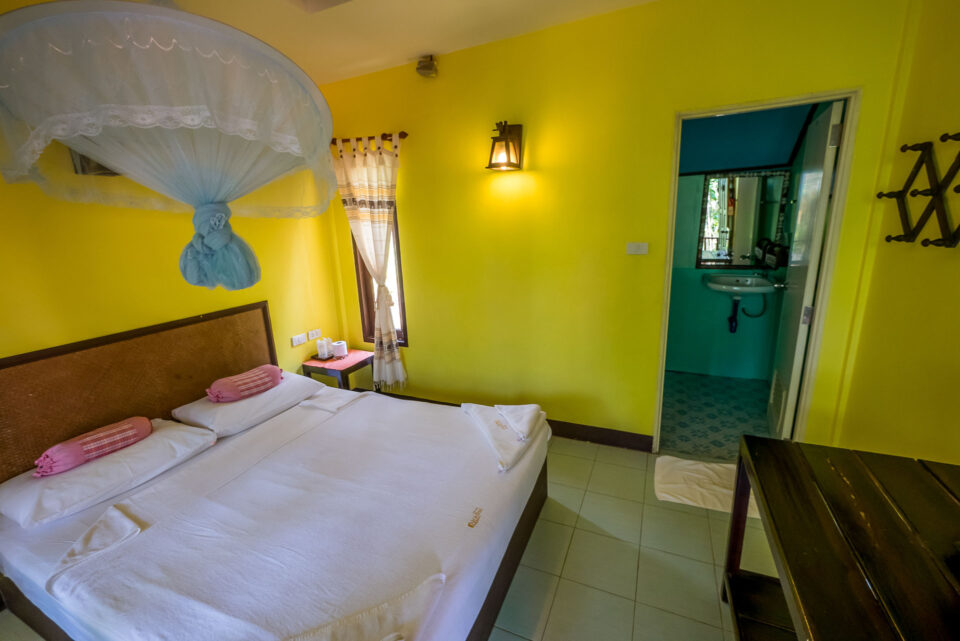 Paradise Bungalows (Пляж Кай-Бэй, Ко-Чанг )